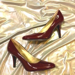 NINE WEST POINTED HEELS